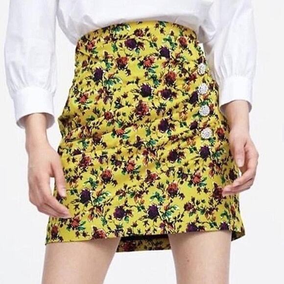 ZARA Yellow Multi Floral Rhinestone Button Mini Skirt Size S - Picture 1 of 6